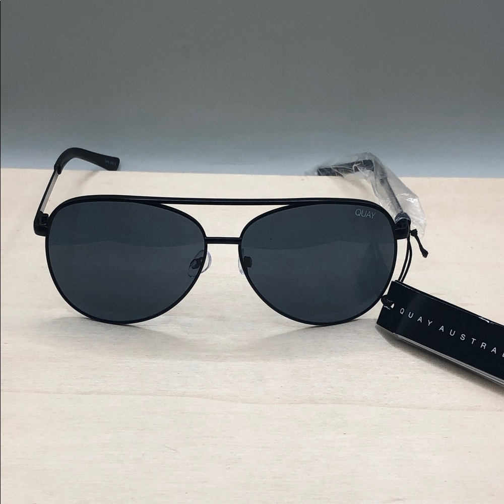 Quay Australia Vivienne Aviators-Black Double Bridge New NWT